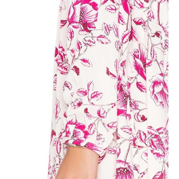 MinkPink Flowy Floral Mini Dress size Med - Picture 16 of 16